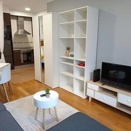 Carrerahouses Lovely شقة